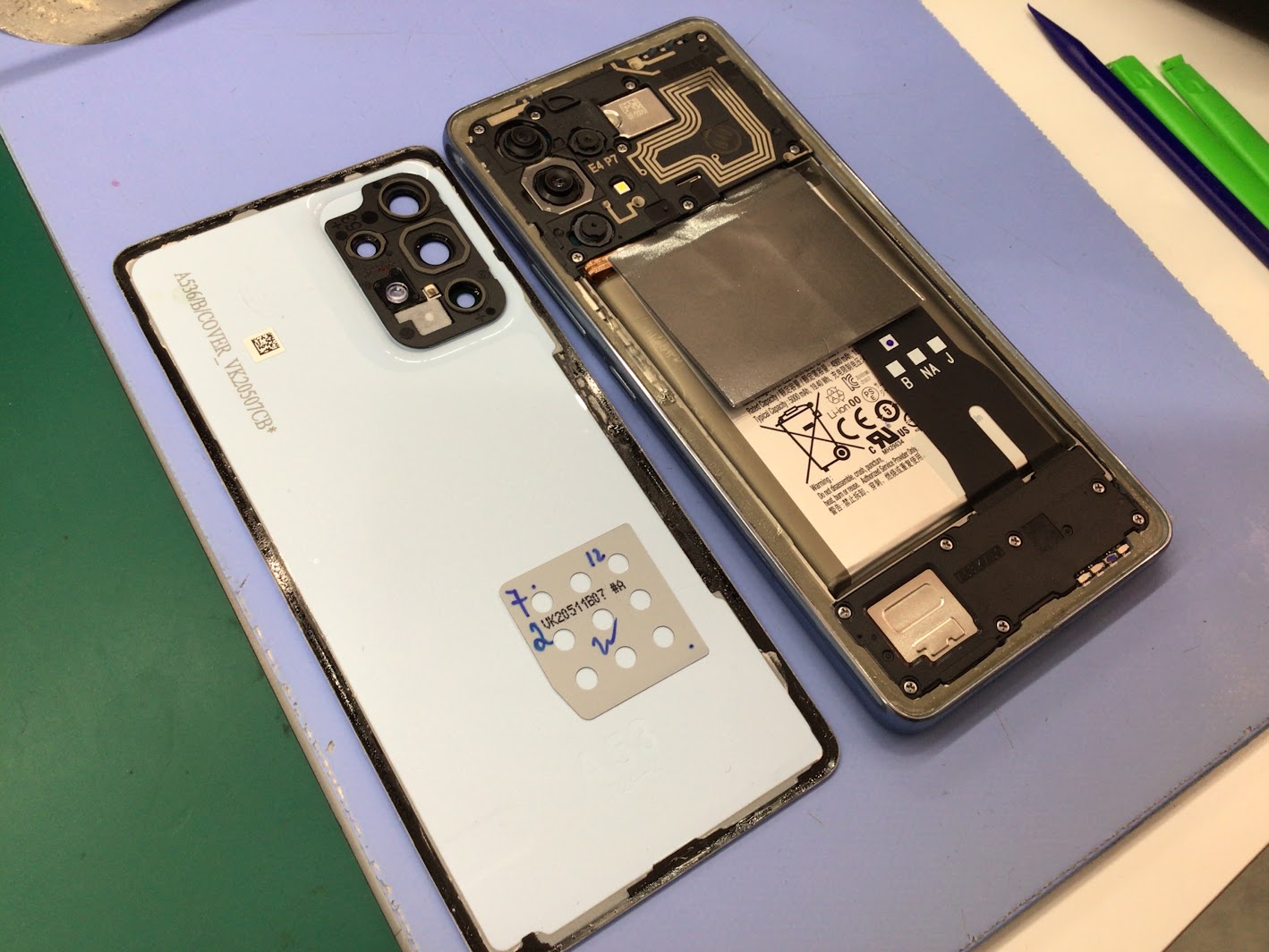 防御力アップ！修理の後は「最強の盾（ガラスフィルム）」を装備しませんか？